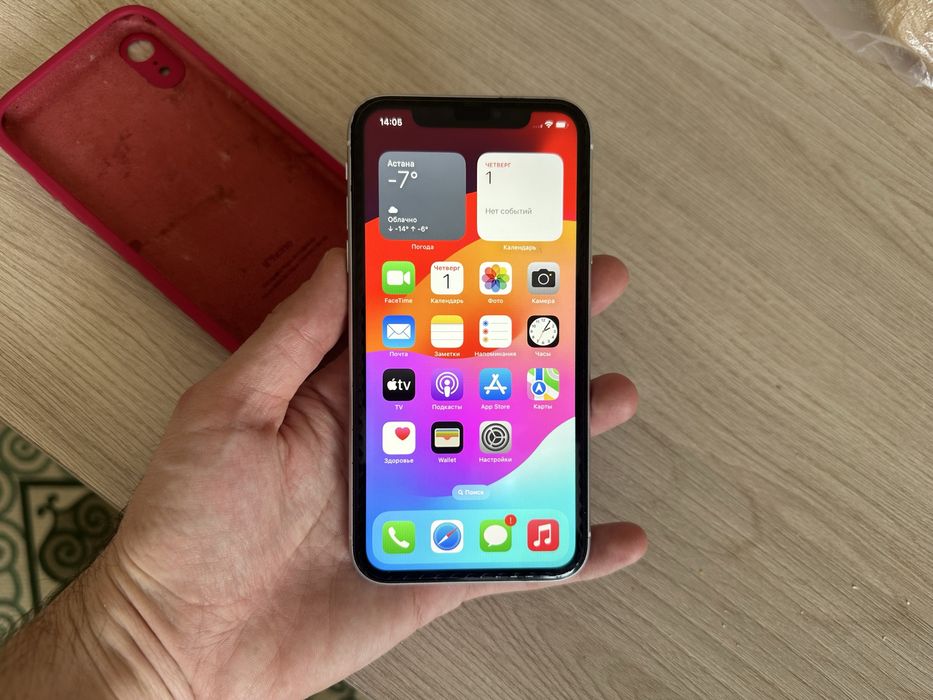 Айфон iphone XR/64gb Original продам срочно.Состояние хорошее.Торг