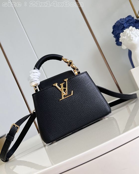 Geanta Louis Vuitton Capucines