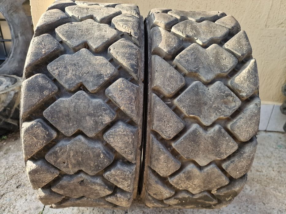Anvelope Bobcat 10-16.5 marca Titan