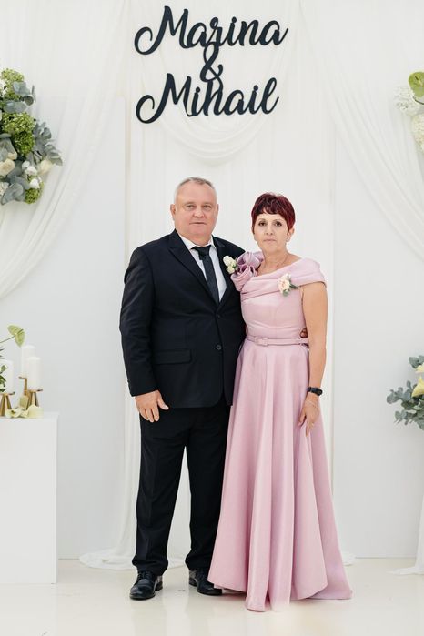 Rochie roz de ocazie