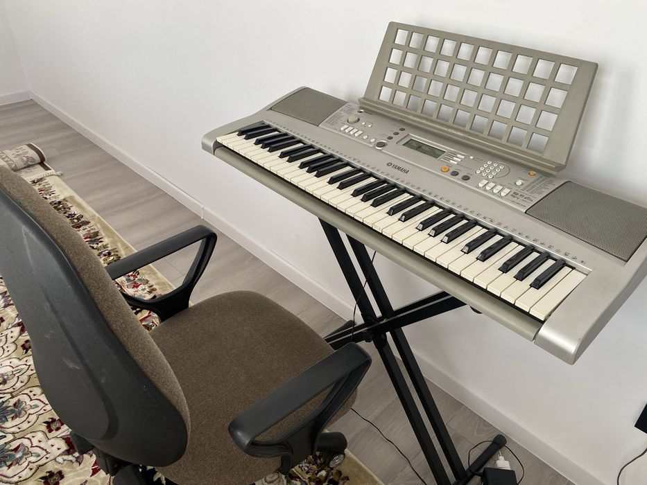 синтезатор yamaha