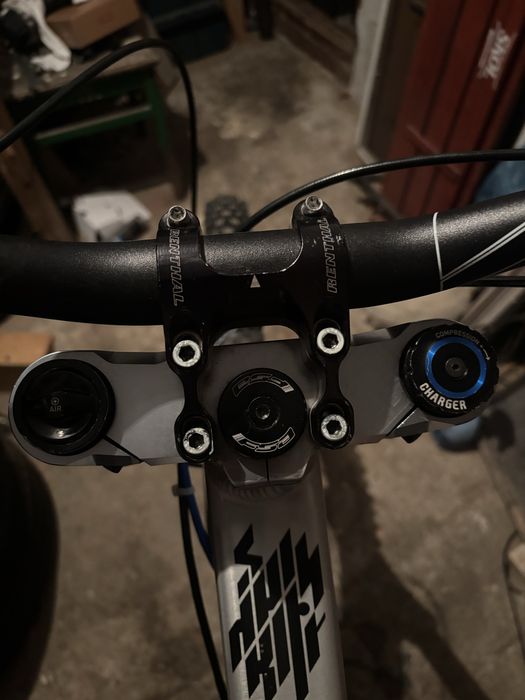 Rockshox boxxer select 2022