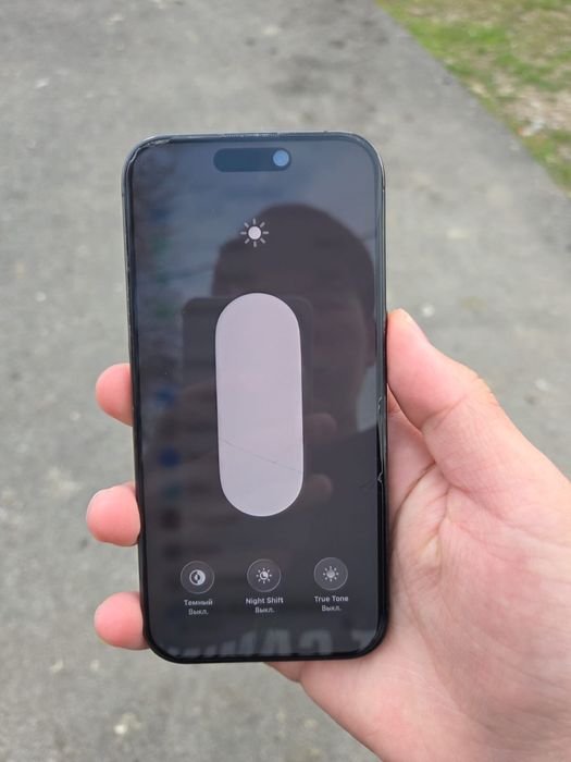 Продам айфон 15про