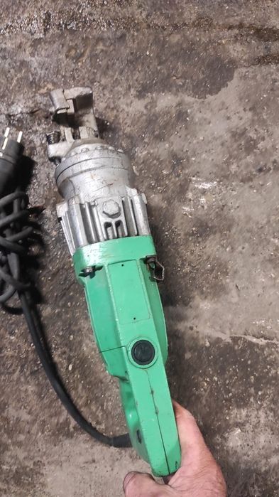 Masina hidraulica de taiat fier beton HITAKI BENDOF