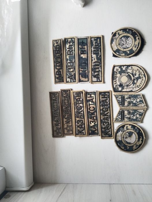 Продам военные шевроны б/у