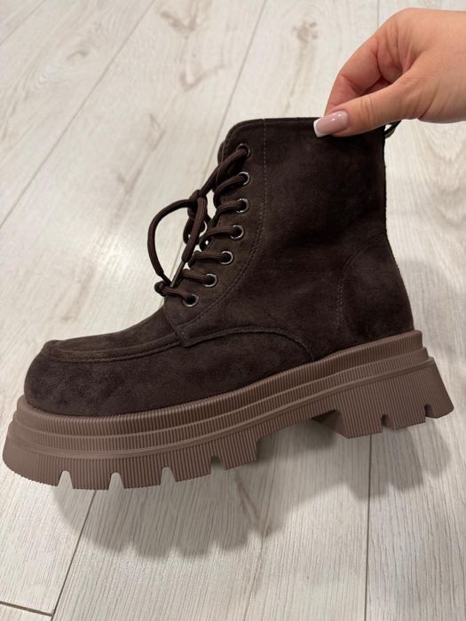 Зимние ботинки замшевые