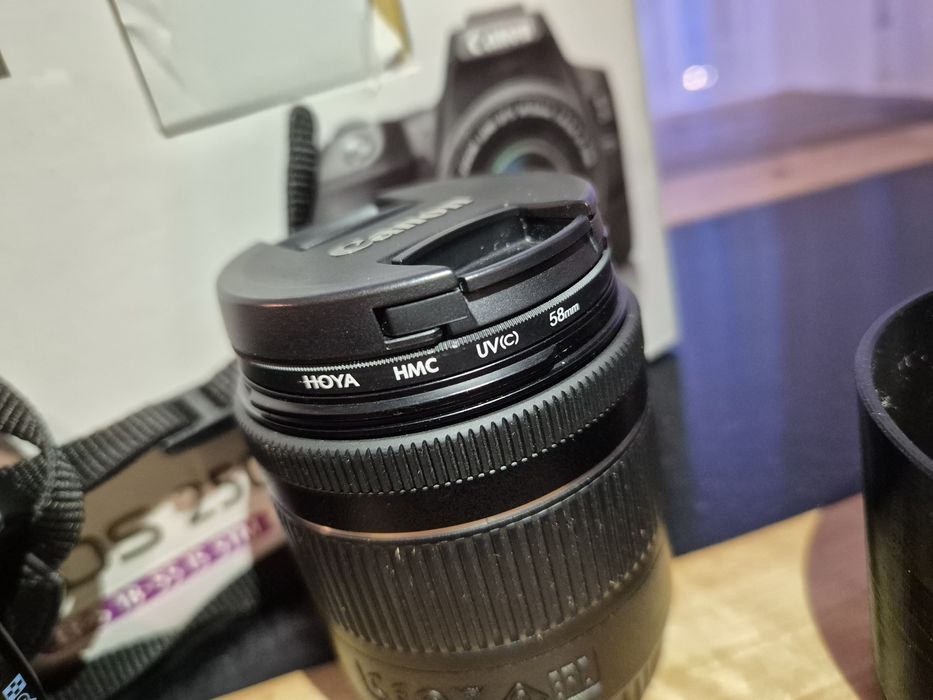 DSLR Canon eos 250D + обектив 18-55 китов пълен комплект