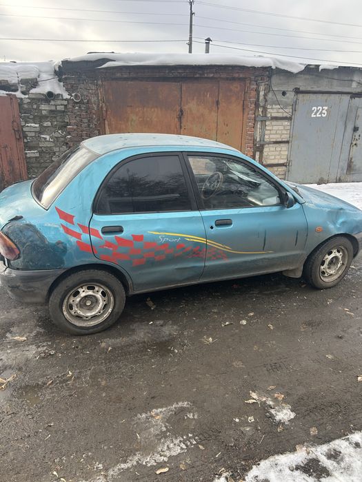 Maxda 121 на ходу идеальном