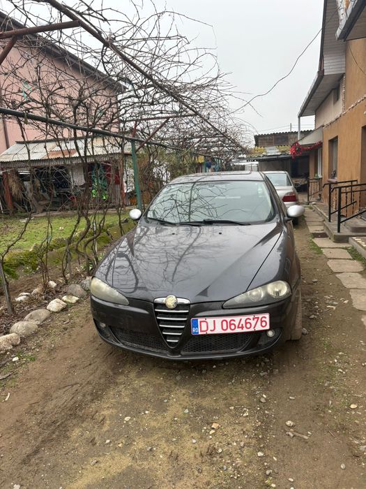 Vând Urgent Alfa Romeo 147