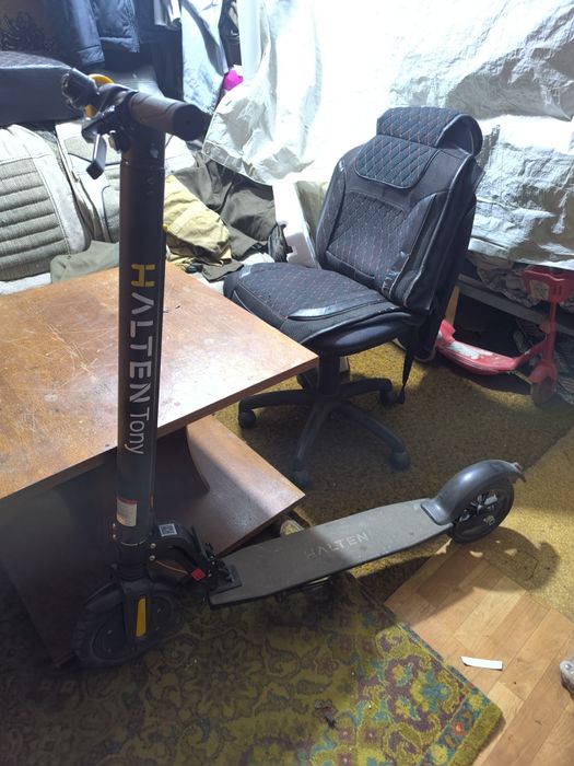 Продам электросамокат