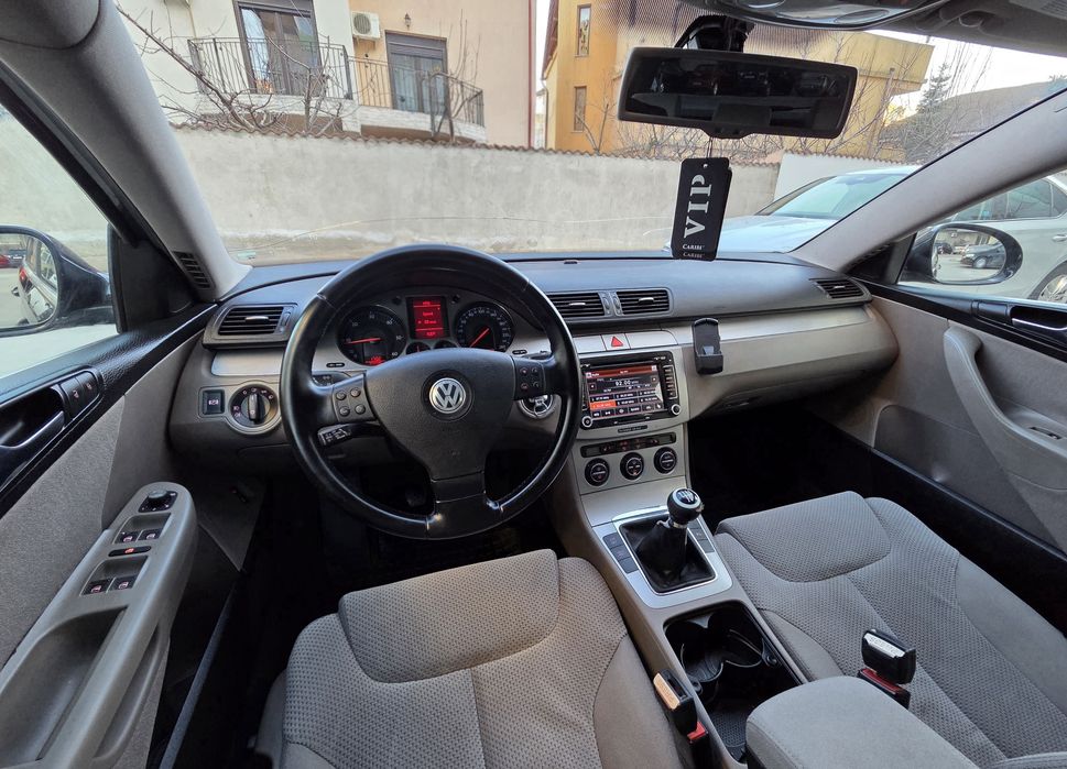 Volkswagen Passat B6 1.9 TDI An 2007 îngrijit