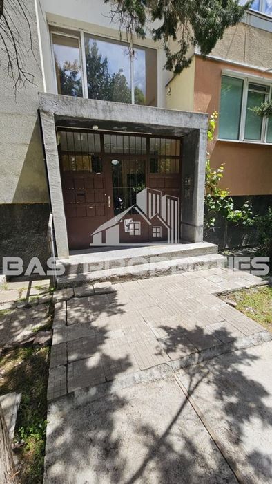 Продава се Едностаен апартамент в София, Свобода - 44 кв.м за 2500 €/кв.м - Снимка #12