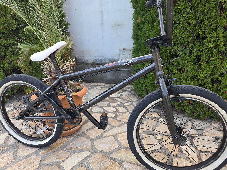 BMX Premium за трикове