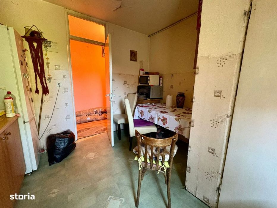 Apartament cu 4 camere | Decomandat | 78mp | Etaj 2 | Dambul Rotund!