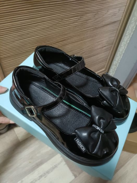Туфли школьные на девочку