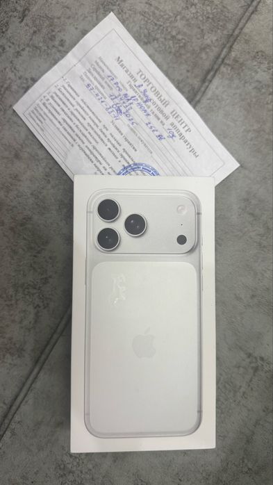 Iphone 17 pro max Titanium