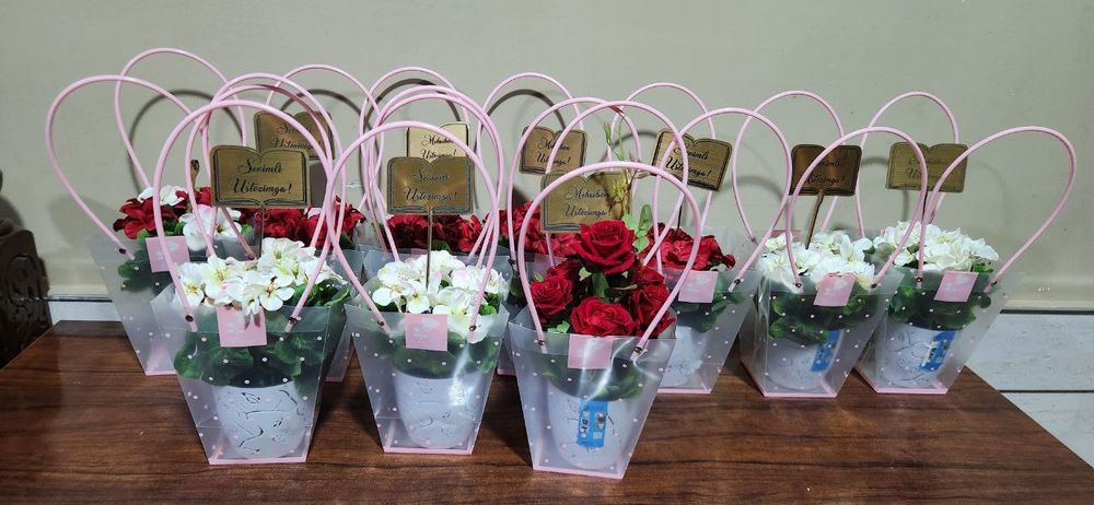 Sovga uchun suniy gullar