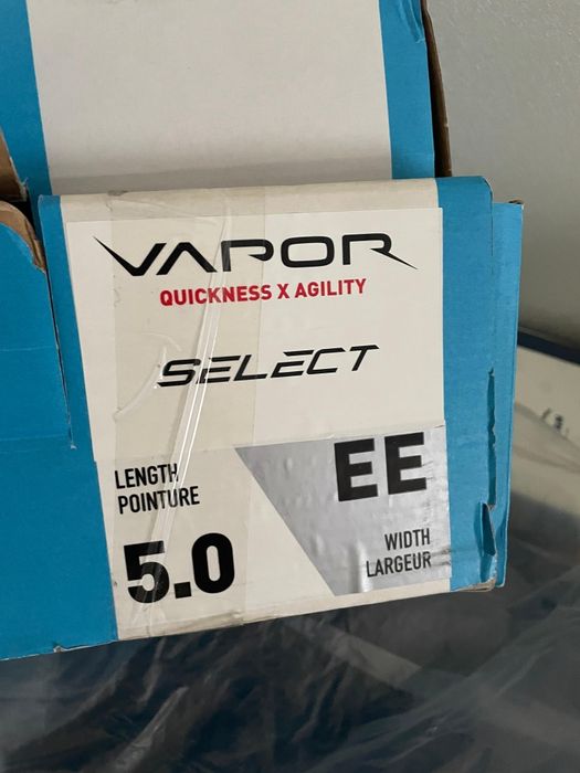 Хоккейные коньки