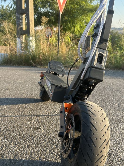 Kukirin g4 2025 bine întretinut