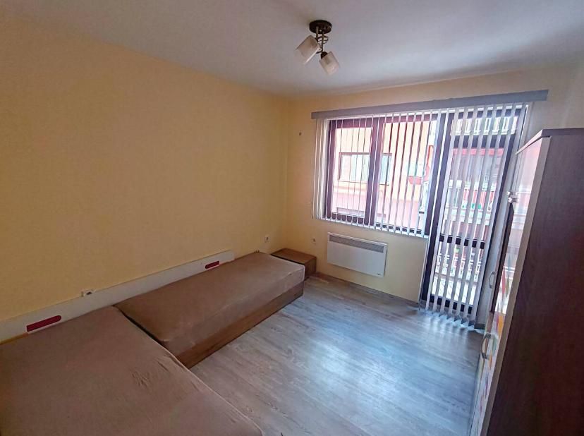 Дава се под наем Тристаен апартамент в Пловдив, Остромила - 118 кв.м за 750 € - Снимка #6