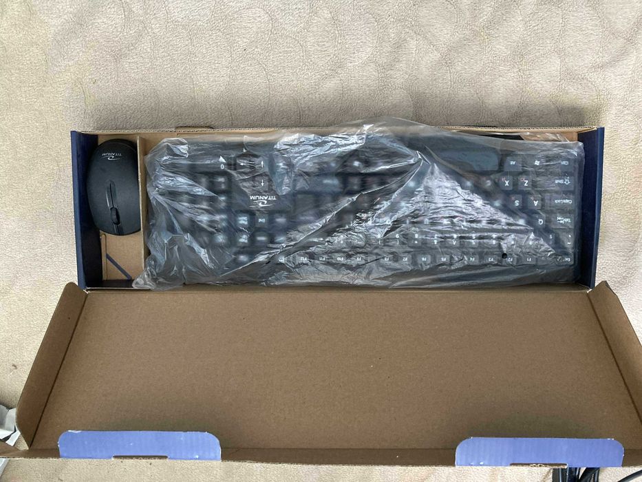 Безжична клавиатура + мишка - комплект Titanum