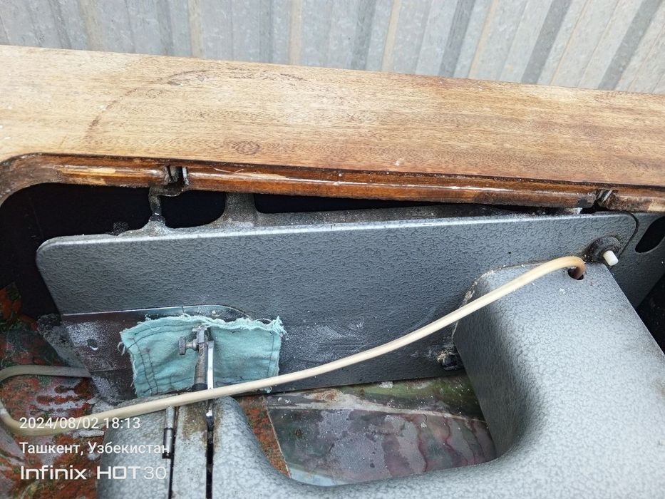 Продаётся швейная машинка