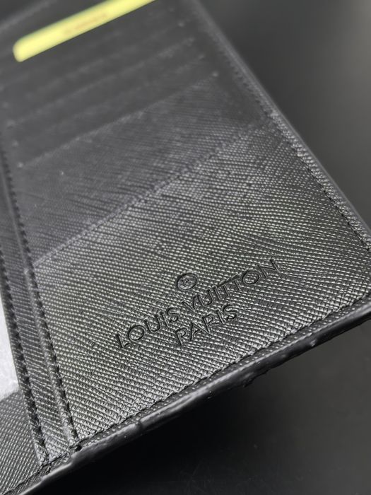 Luis Viton портфейл