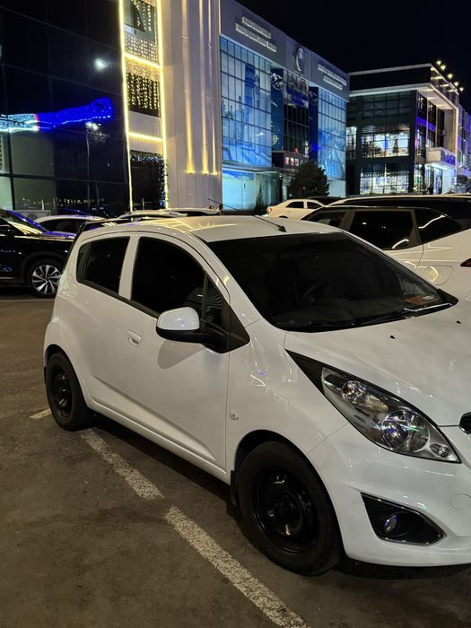 Spark 2020 продается своя машина.