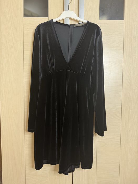 Бархатное чёрное платье Babylon Glam