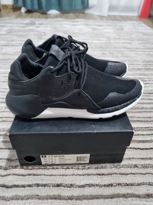 Vând Adidas Y3 QR RUN
