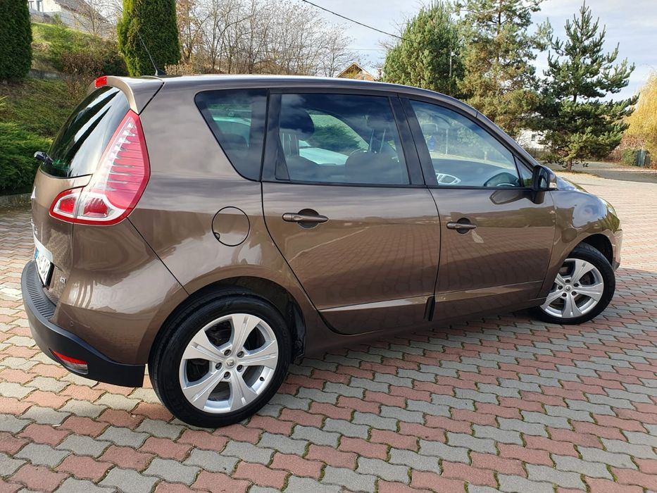 -Renault scenic facelift-euro5-1.5diesel-107cai-2011-germania adusa
