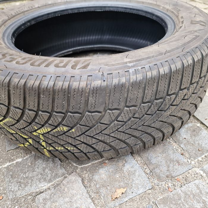Anvelope Bridgestone 225 60 r17 iarna runflat