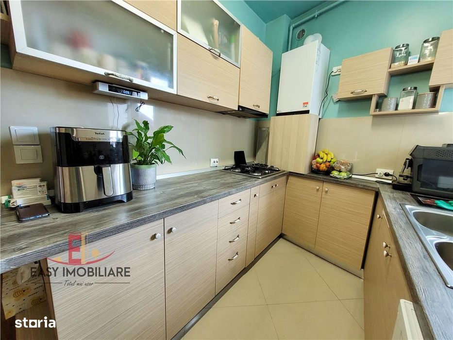 Apartament 4 camere , Piata Matei Corvin , 95mp , Semi-Central