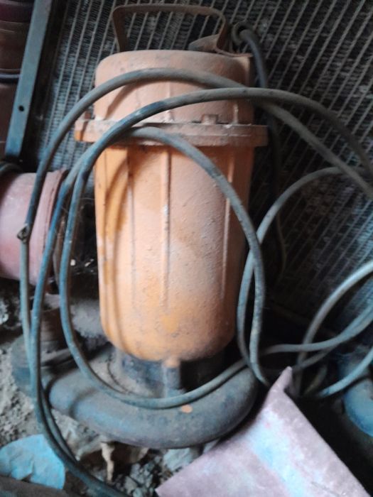 Насос  водяной, глубиной