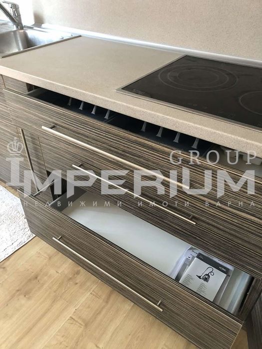 Двустаен обзаведен апартамент под наем в района на кв. Левски, гр. Ва