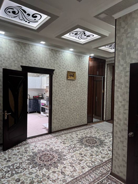 Navoiy viloyati Karmana Varq-1 dan kottej sotiladi. 6 sotix. 4 xonali