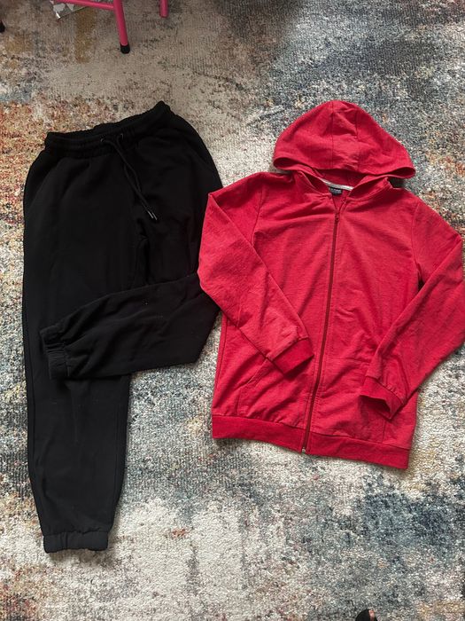 Лот от детски долнища, панталони и суичъри размер 164