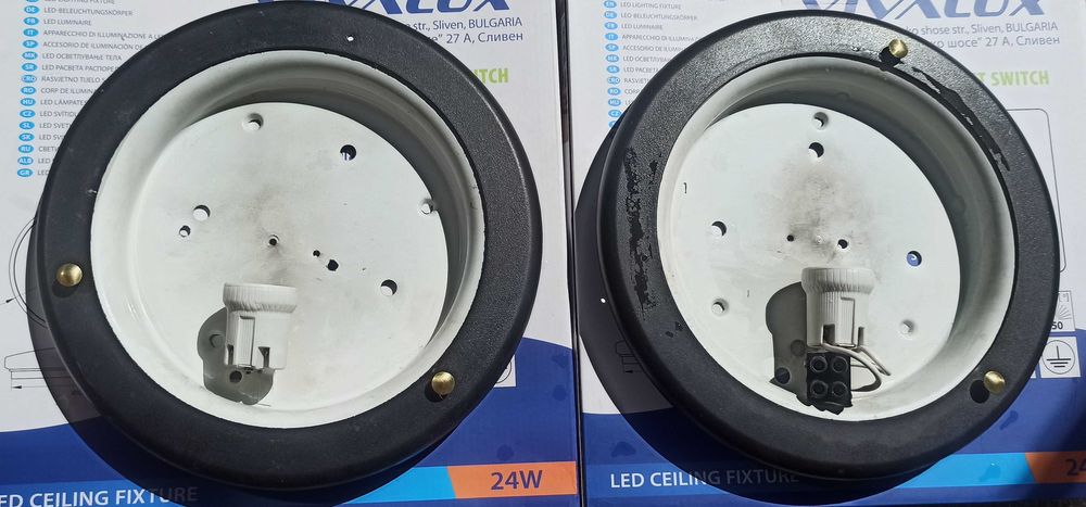 Два плафона / Е27 - 60 W - за 10 €вро