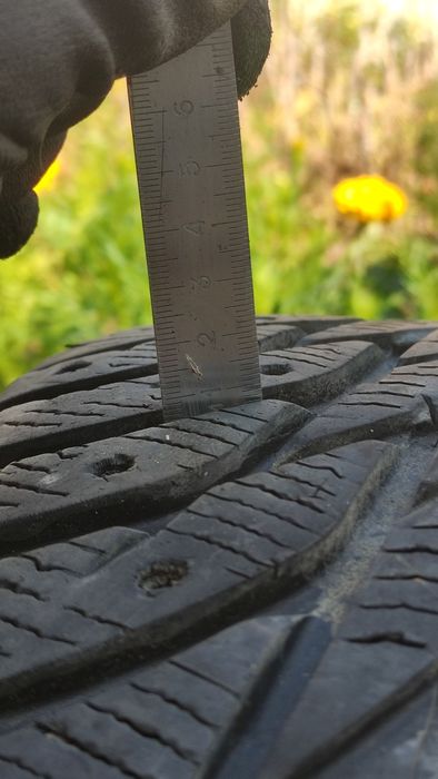 Резина на 18 хороший протектор