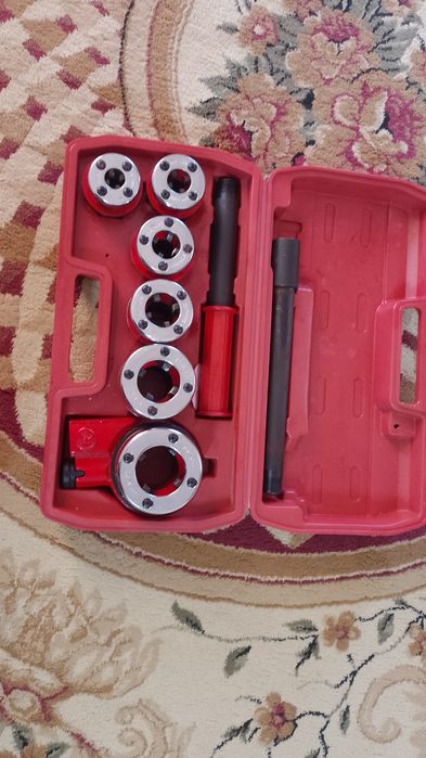 Набор универсальный 6 в 1 ключи лерка резба