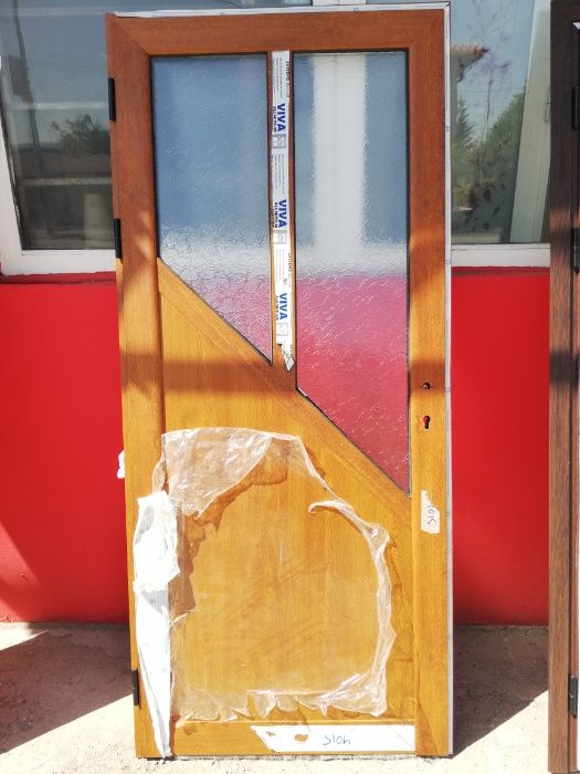 Алуминиева врата за баня