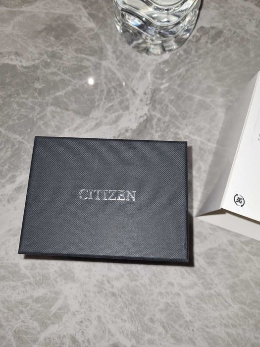 Продавам Citizen CA0781-84L