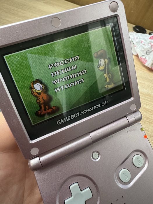 Продам game boy,игровая приставка