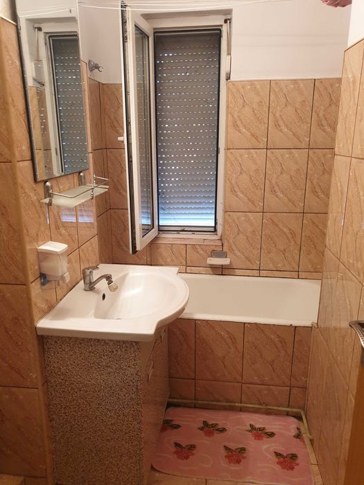 De inchiriat apartament cu o camera