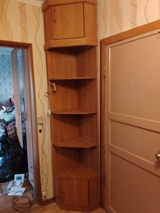 Продам прихожую б/у