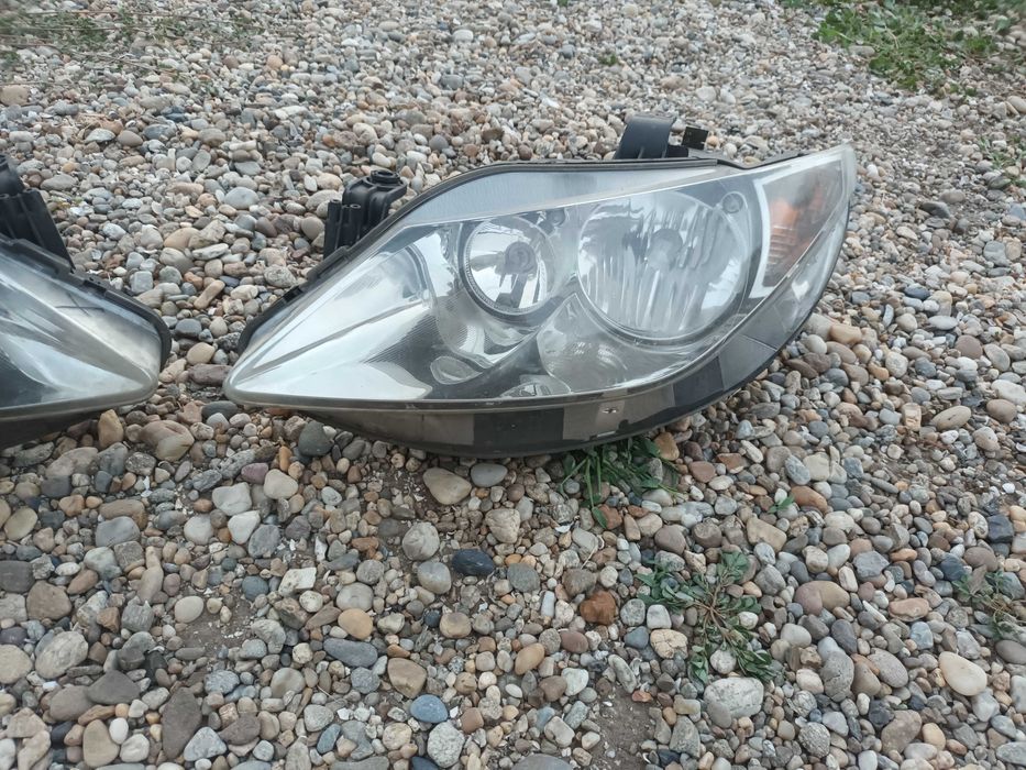 ляв и десен фар за сеат ибиза 5 08 - 15 SEAT IBIZA V