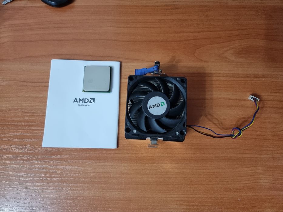 Части от компютър