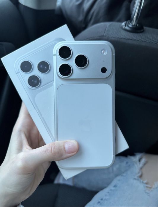 Oferta!!!Iphone 17 pro Silver!