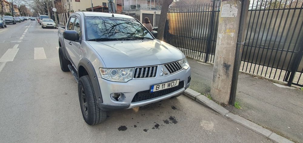 Mitsubishi L200 facelift din 2010