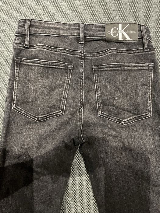 Дънки Calvin Klein и подарък дънково яке!!!